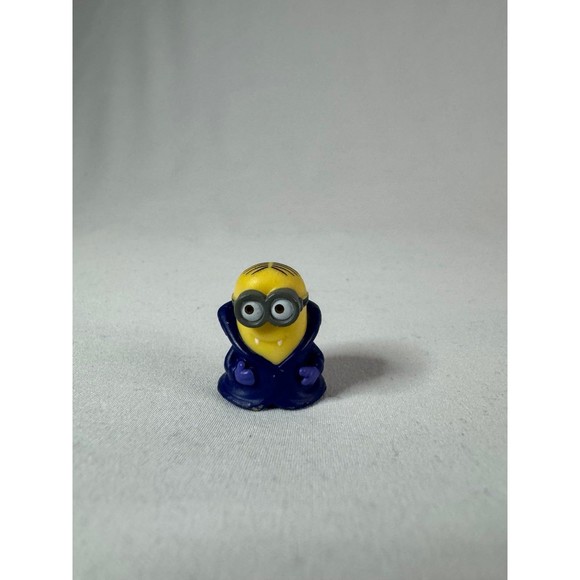 Despicable Me Minions Collectible Minifigure Lot - Picture 6 of 9